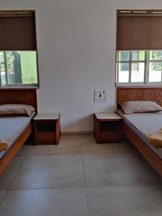 White House Beach Resort, Nagaon Exterior photo