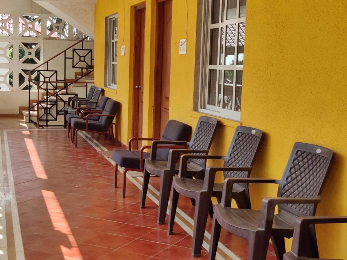White House Beach Resort, Nagaon Exterior photo